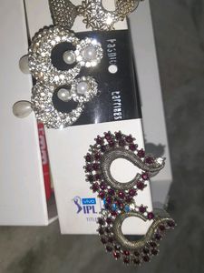 Earings