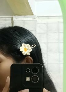 chrochet Daisy Hair Clip