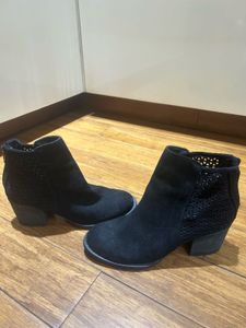 Steve Madden Boots