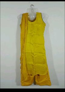 Beautiful Suit With Plazo
