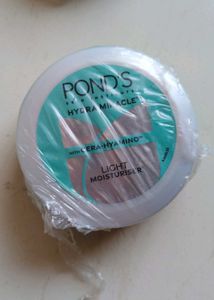 Pond&#39;s Hydra Miracle Moisturizers