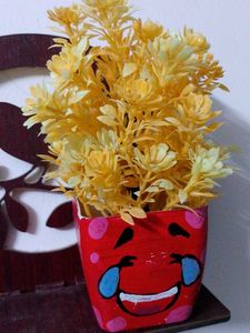 Spongebob Flower Pot,Unique decor piece 🌞🌷