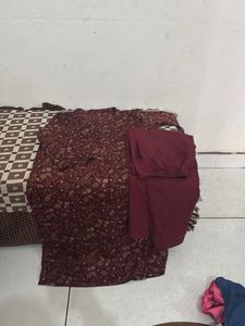 Elegant Kurta Set with Floral Design