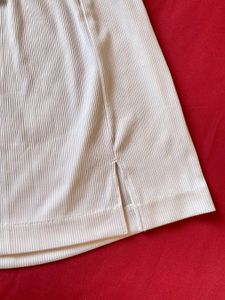 H&amp;M White Mini Skirt