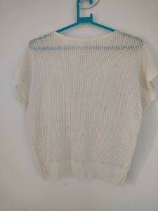 Cute Floral Knit crop Top - off white