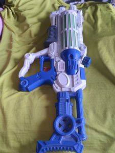 Water 🔫 Gun