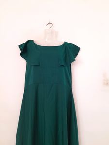Green Casual Dress (Women&#39;s)
