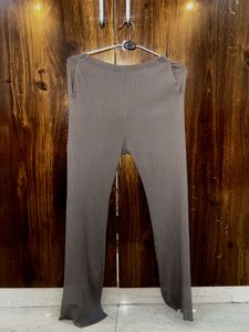 Ribbed Flare Leggings