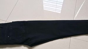 Women Denim Strechable Jeans ..