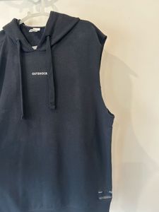 Decathlon XL sleevless Hoodie
