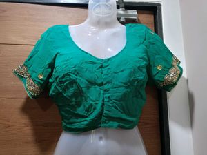 💚🫰🏻Elegant Stone Work Saree + blouse 💚🫰🏻