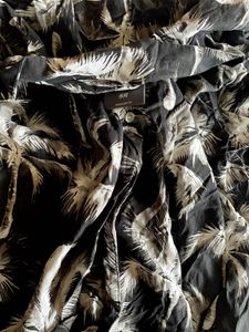 H&amp;M (Charcoal Black)