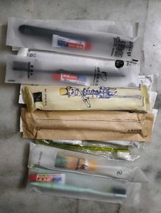 Toothbrush & Toothpaste Kits