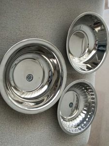 Set of 3 stainless steel pots