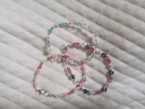 Beaded Flower Bracelet Set