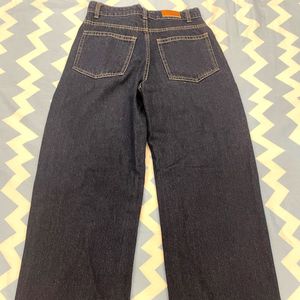 Distressed Wide Leg Jeans