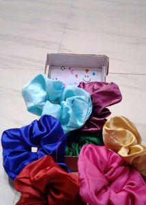7 Scrunchies Combo