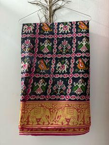 Women Ethnic Saree With blouse
