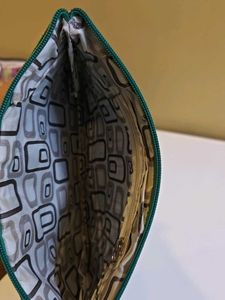 Green &amp; Gold Embroidered Clutch