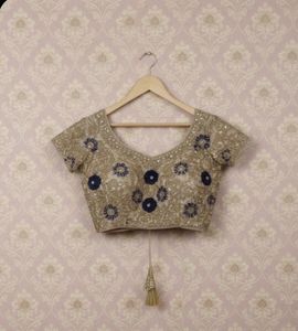 Elegant Embroidered Lehenga Choli Set