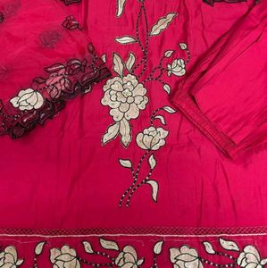fuschia pink embroidered Kurta Set