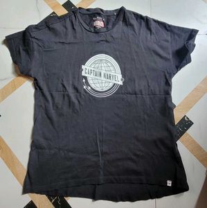 Captain Marvel Graphic Tee