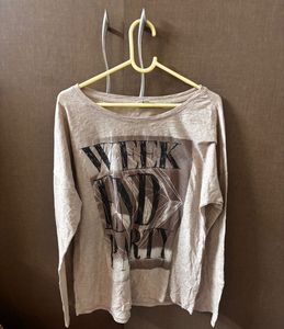 Full sleeves graphics t shirt