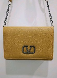 *NEW ARRIVAL* Mustard
