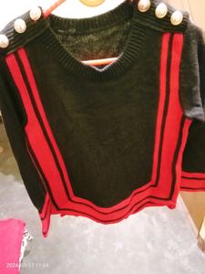 Girls. Sweater