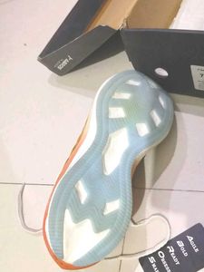 ABROS Hyperfuse Sneakers - Size 7