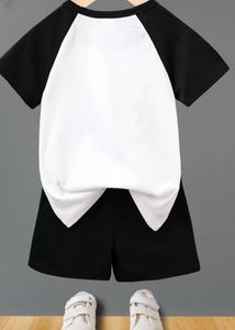 Bugs Bunny &#39;Stay Crazy&#39; Kids Set