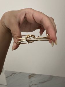 Gold Knot Bracelet