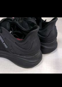 2 sneakers White- Size 6 Black-4