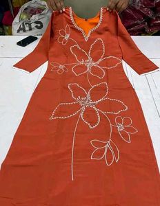 Embroidery Kurti Set