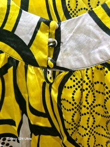 Fun Yellow Print top