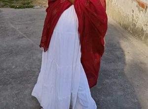 Women&#39; White Skirt