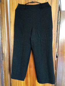 Trouser High Rise (Hip - 26,waist - 28-30)