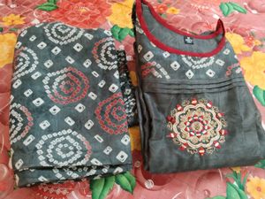 Grey Embroidered Kurti with Matching Pants