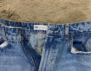 Mom fit little stretch mid wash Jeans