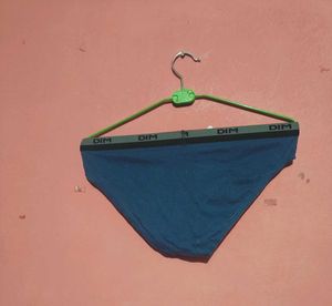 Dim V Shape