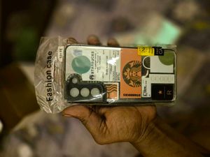 Brand New Samsung S21Fe Case