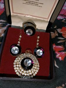 Pendal set with Earings & Ring Crystel Stone Work