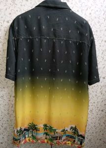 GUESS Mens Hawaiian Shirt