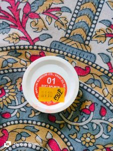 Huda color Pro Concealer+ insight blush+makeup bru