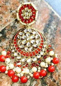 Red Chandbalis