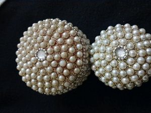 Two White Pearl Box
