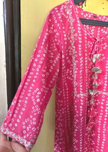 Beautiful Pink Colour Kurti With Sharara