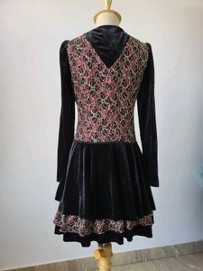 Dress,  Length 34 Inches