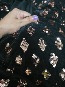 Velvet sequenied Dress