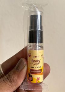 Plum Perfume, body mist, shower gel